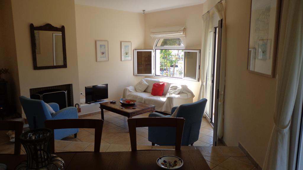 Villa Elen House à Chiliadou  Extérieur photo
